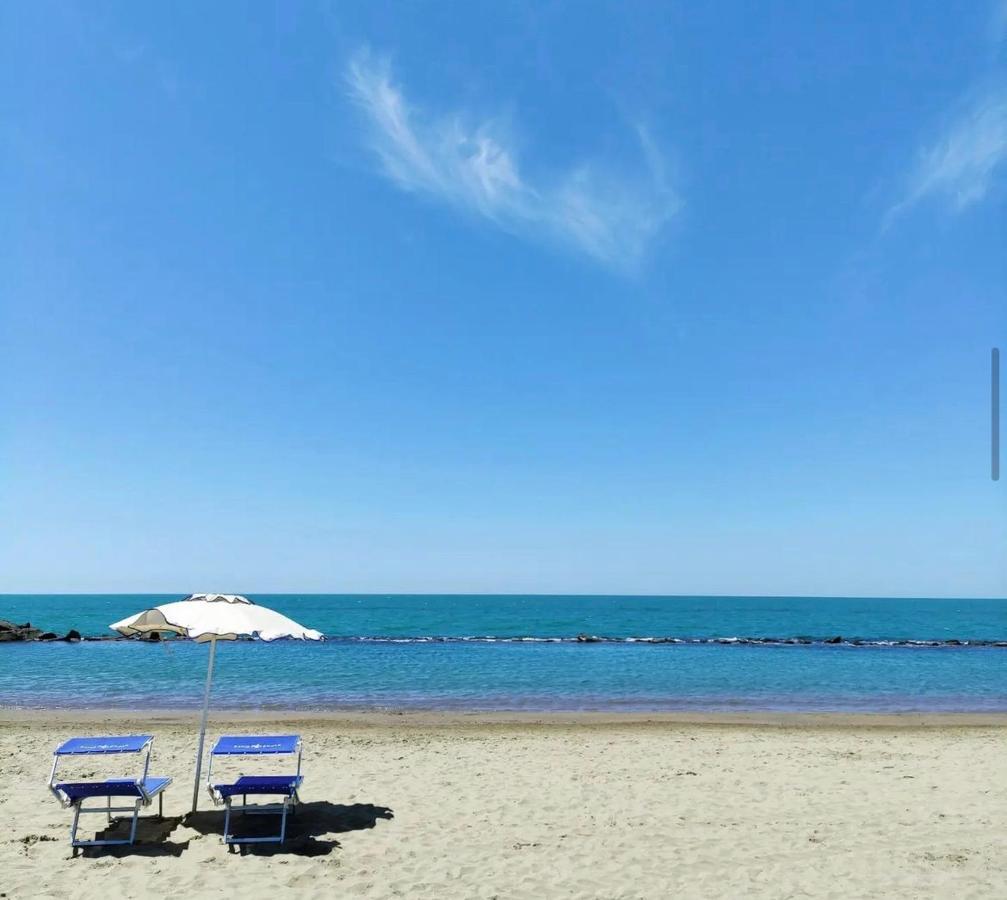 Апартаменты K-Rome Airport Sea View Фьюмичино Экстерьер фото